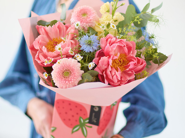 Summer Peony Gift Box image